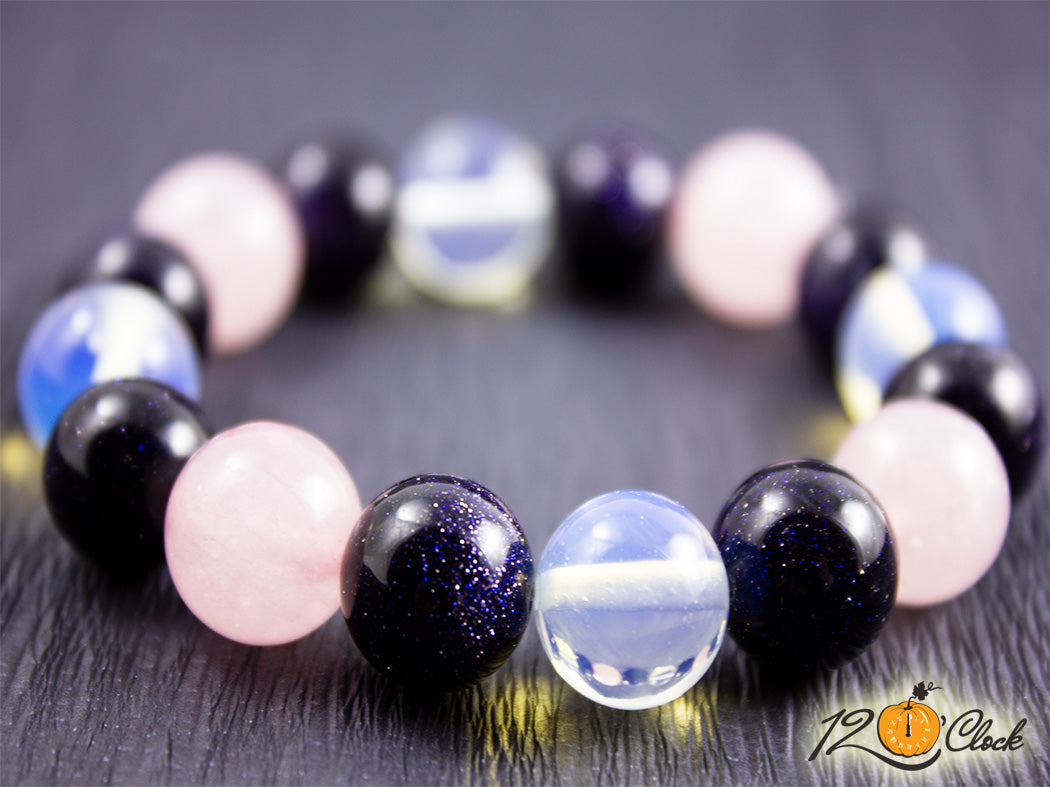 Гривна "Слънчев камък, розов кварц и лунен камък"