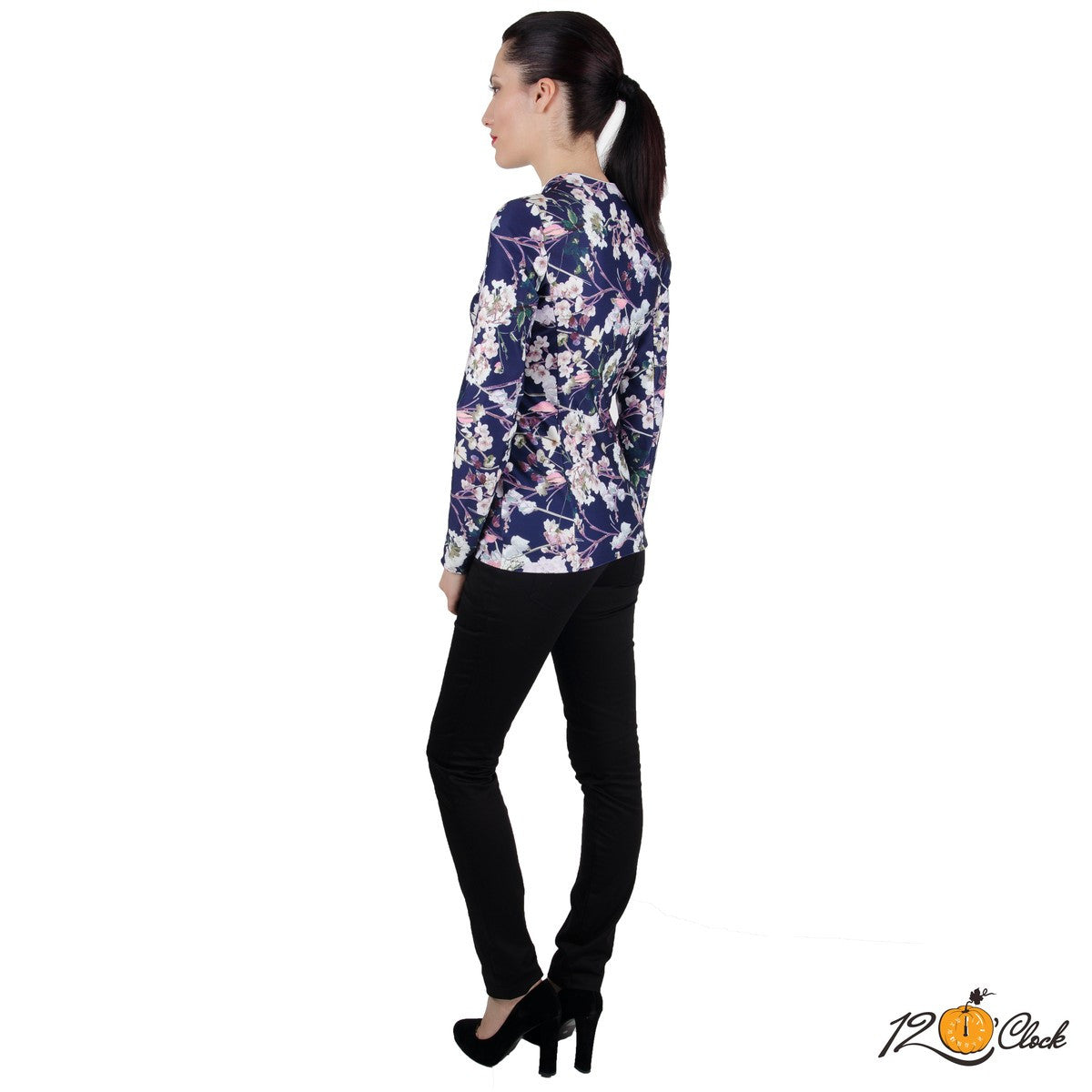 Елегантно дамско сако с флорални мотиви от Twelve O'clock