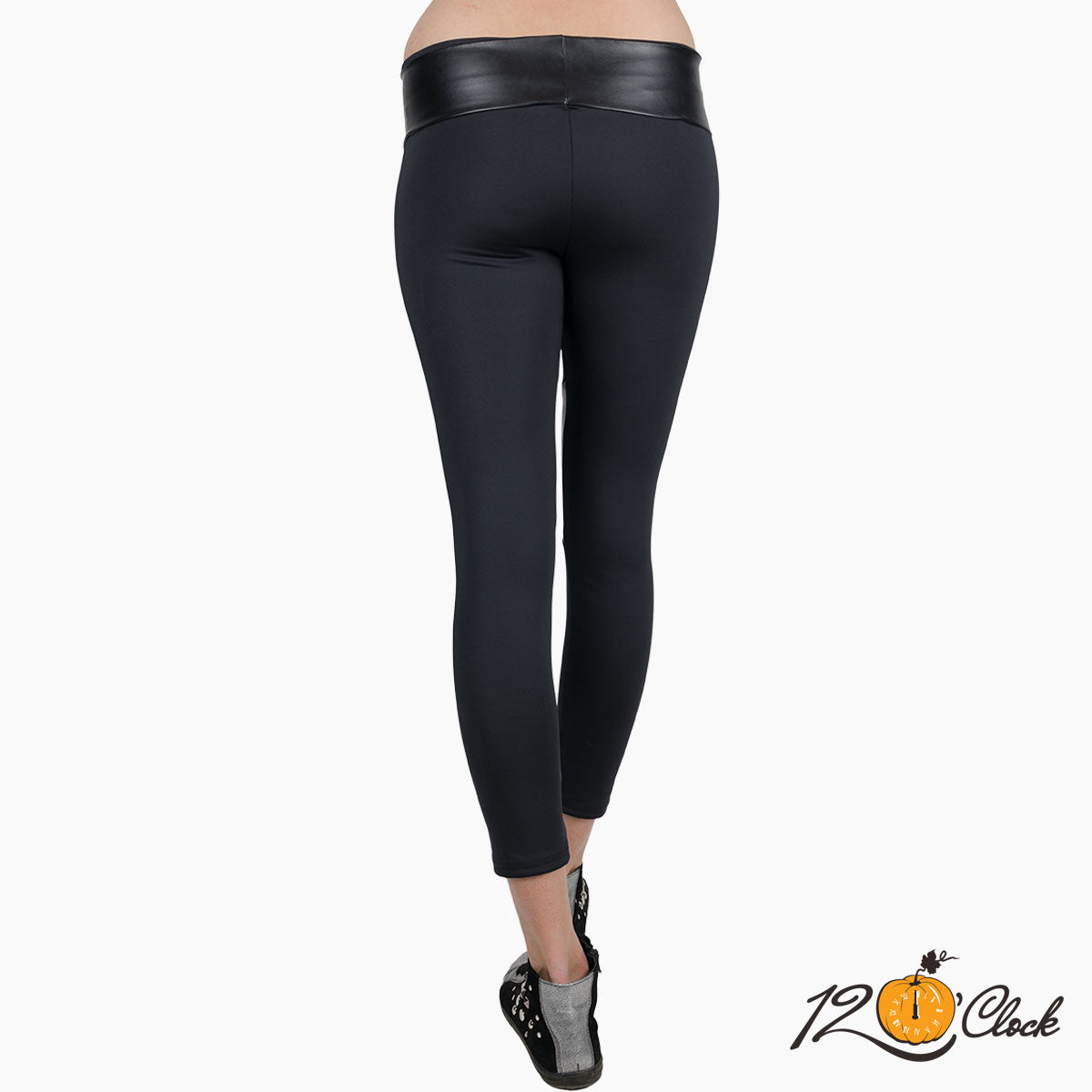 Спортно елегантен клин с кожа от Twelve O'clock