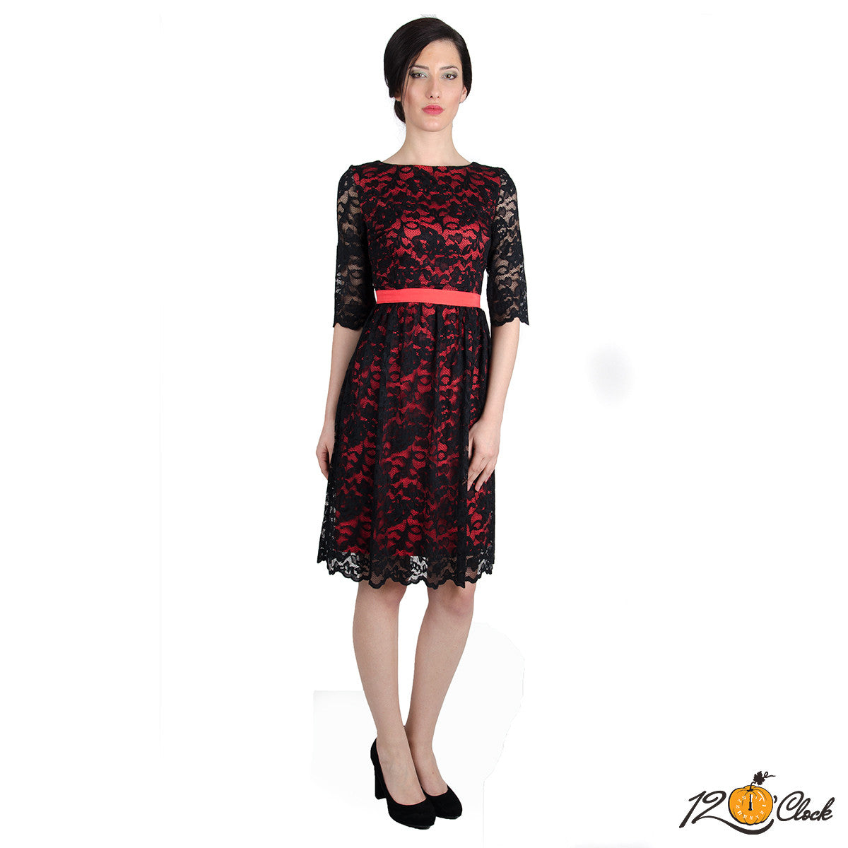 Кокетна къса рокля със сатенена основа от Twelve O'clock