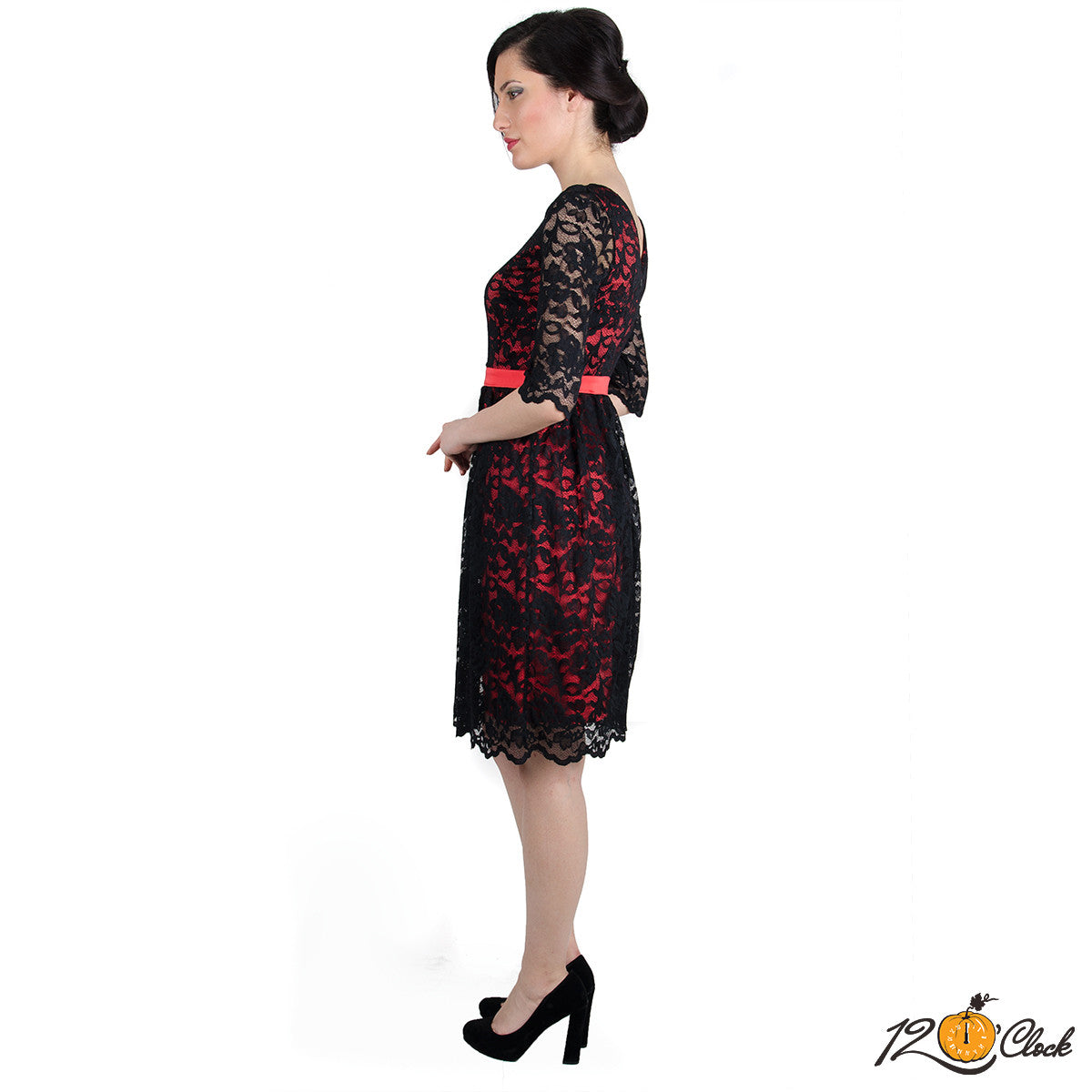 Кокетна къса рокля със сатенена основа от Twelve O'clock