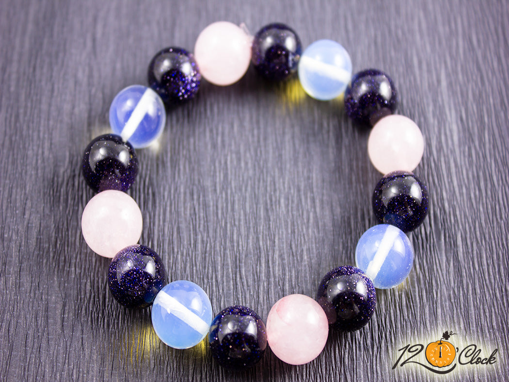 Гривна "Слънчев камък, розов кварц и лунен камък"