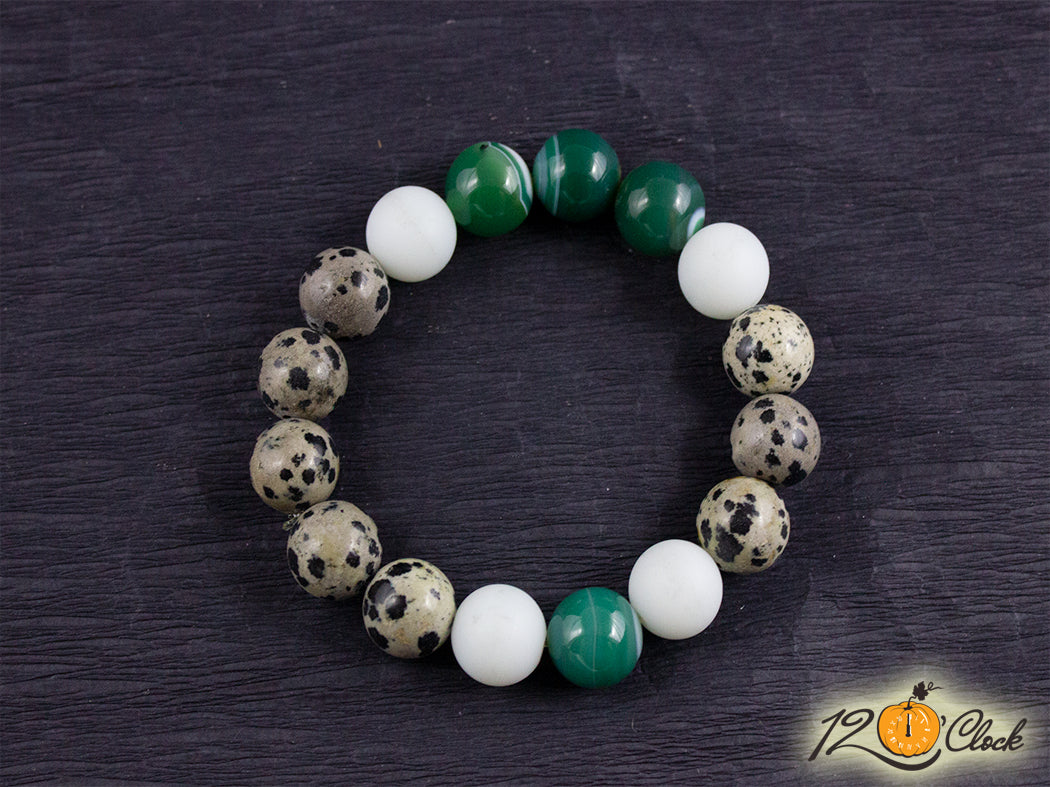 Гривна "Далматински яспис, зелен ивчест ахат и бял ахат мат" - Зодия Телец