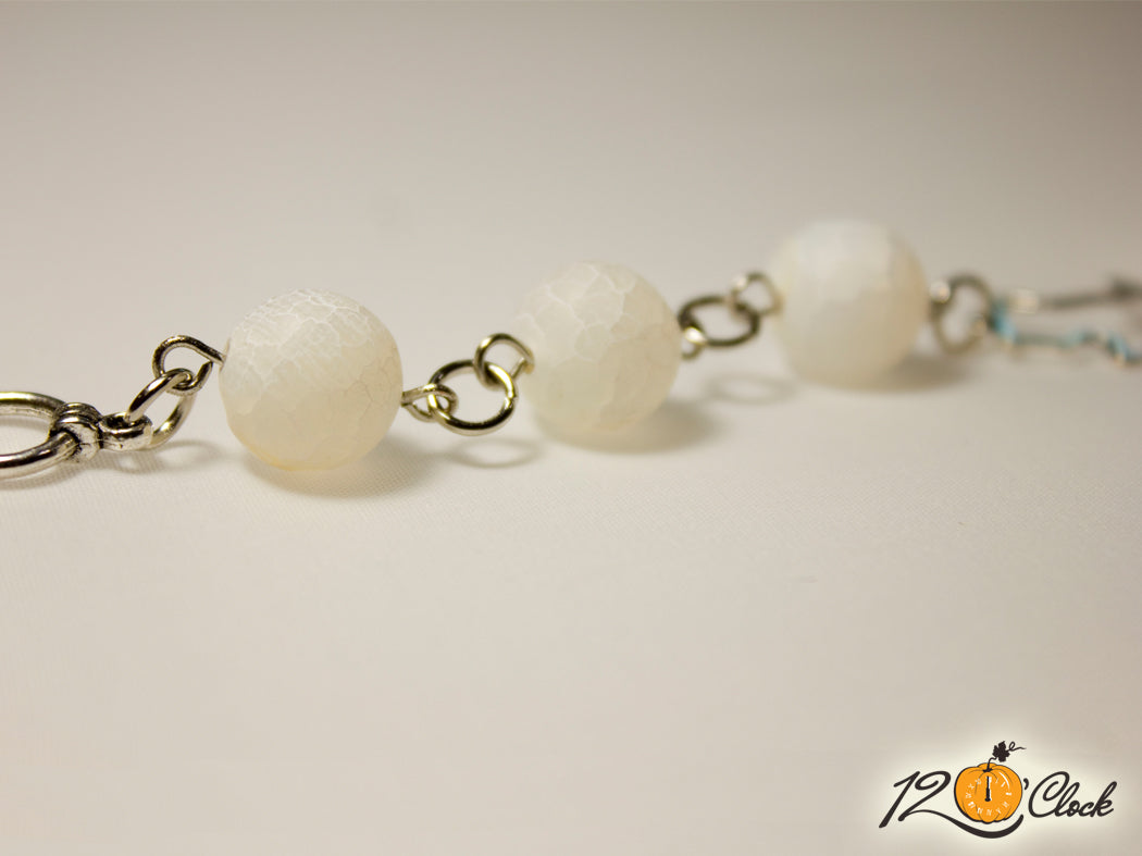 Ръчно изработена гривна с кученце и бял драконов ахат мат от Twelve O'clock