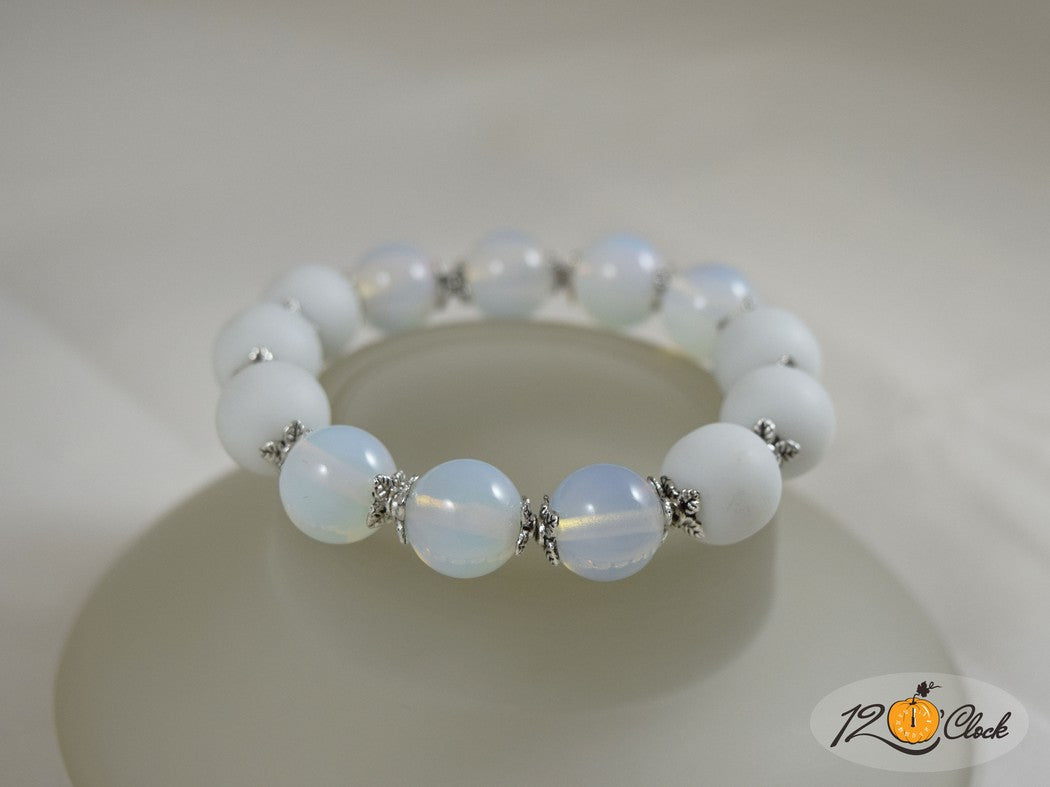 Гривна Лунен камък и ахат - зодия Рак от Twelve O'clock